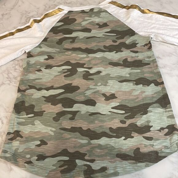 Nwot butter Super Soft Gold, Cream & Camo 3/4 Sleeve tunic top. Size 12/L - Picture 8 of 8